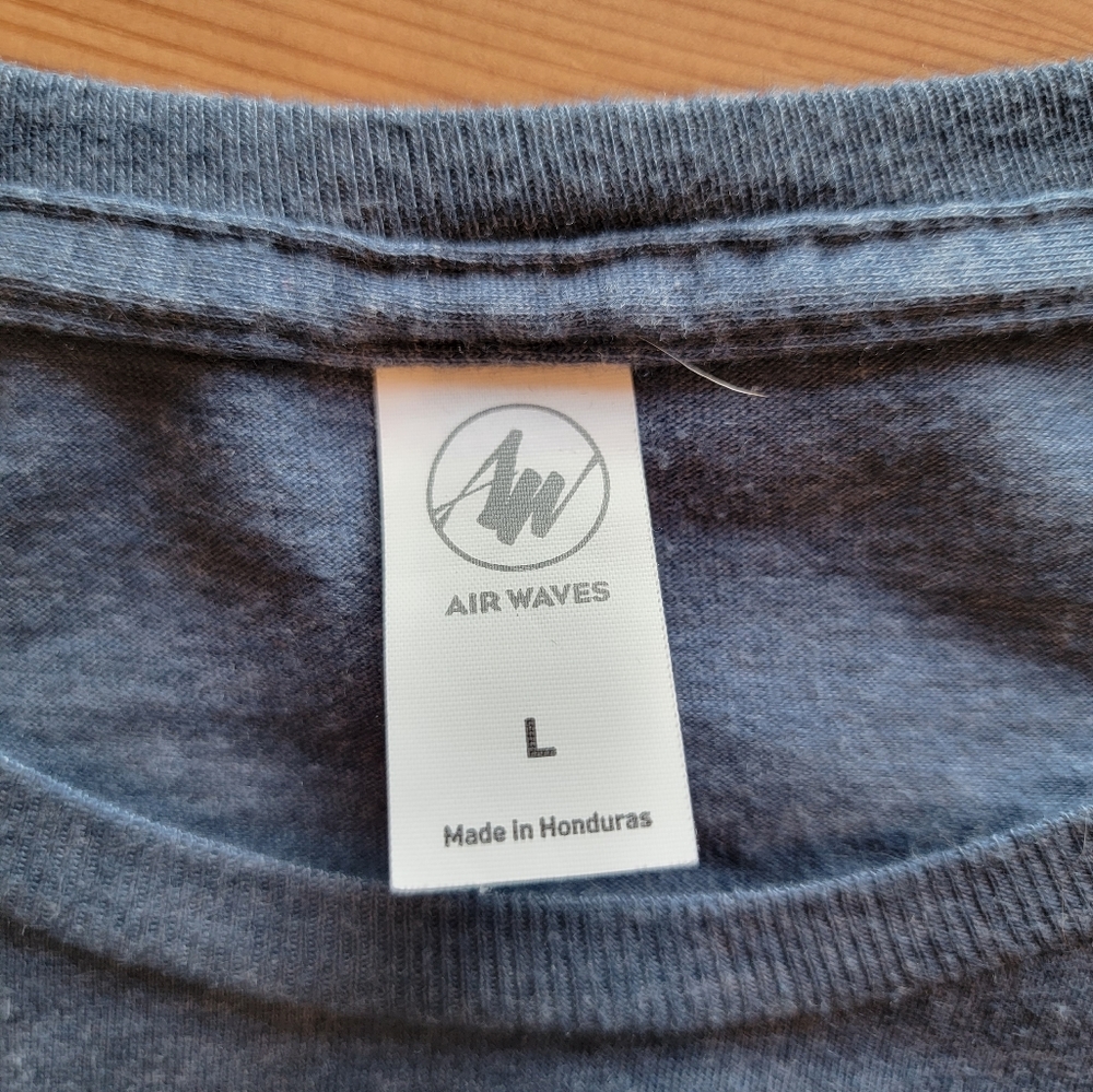 Yarnologist Tee ~ Large - Picture 2 of 4
